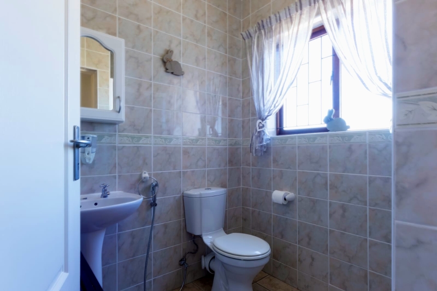 3 Bedroom Property for Sale in Island View Western Cape